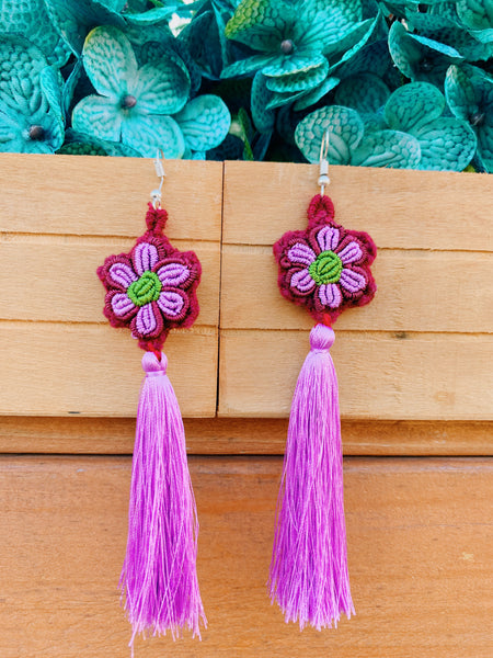 Artisanal Crochet Earrings - Flower